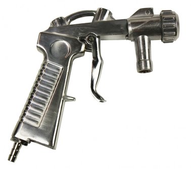 Gun for sandblasting booths