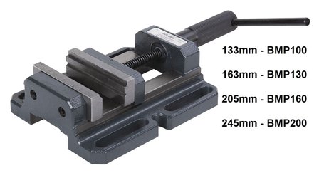 Universal drill clamp with double prism jaws