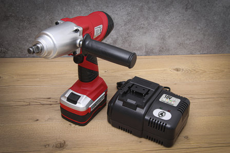 Cordless Impact Wrench  420 Nm  max. 2000 rpm  18 V