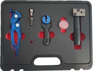 Brake line flange tool set