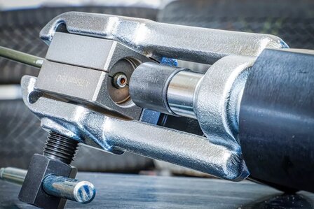 Hydraulic Flaring Tool