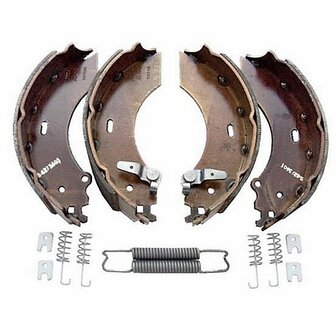 Brake shoe set 2361 AAA Premium