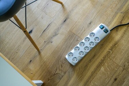 power strip 10-fold silver 2m H05VV-F 3G1,5 5-fold switchable sockets