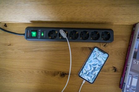 13,500A extension lead with surge protection 6-way anthrazit 5m H05VV-F 3G1.5