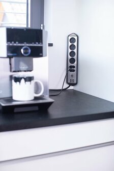 estilo&nbsp;corner extension lead with USB charging function 6-way 4x earthed sockets &amp; 2x Euro&nbsp;silver black