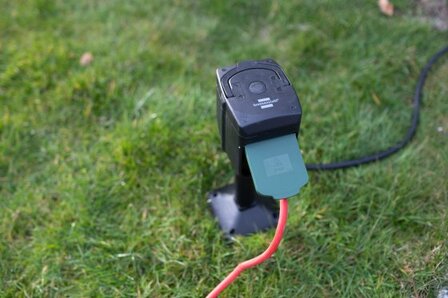 WIFI garden socket with earth spike and mounting plate IP44 2-fold 10m