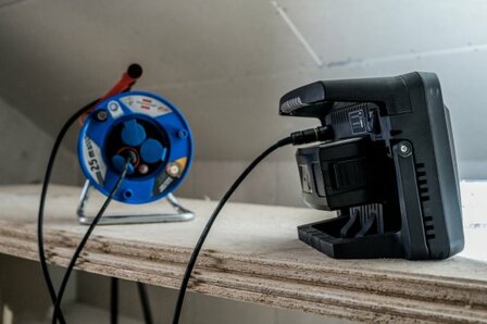 Professional Multi Battery LED Hybrid work light 10050 MH, 12500lm, IP55