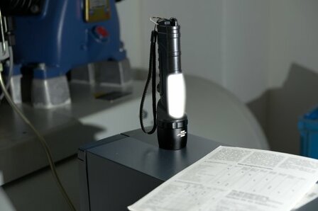 LED-Flashlight&nbsp;THL 300, IP54, 360+240lm