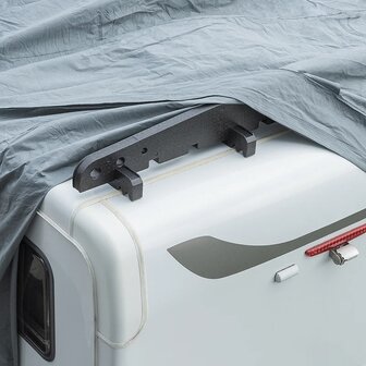 Spacer for caravan/motorhome roof cover
