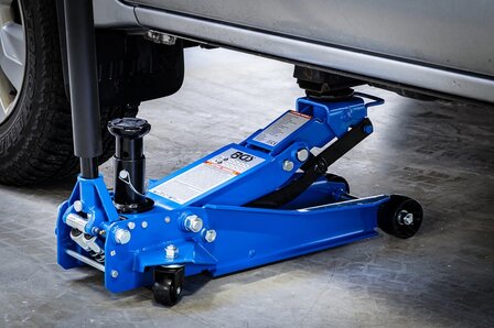 Floor Jack hydraulic 2 t / 3 t