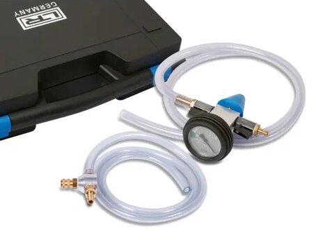 Cooling system vacuum filler with rubber cone
