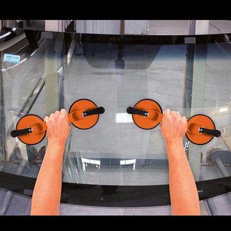 Plastic vacuum lifter with 2 suction cups