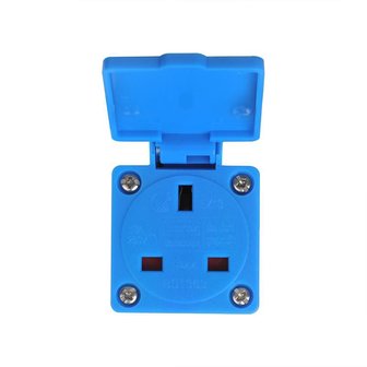 Adapter plug from CEE to UK socket