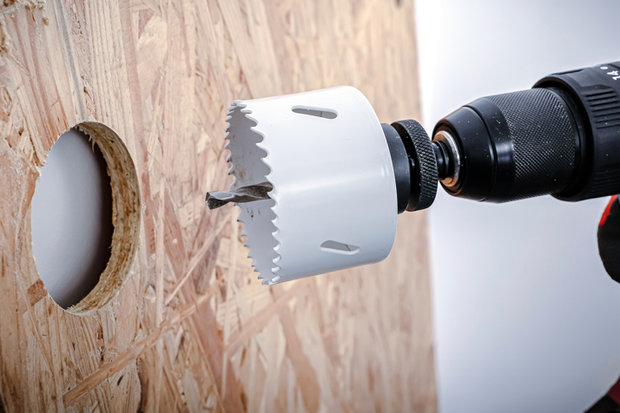 Hole Saw Holder with Pilot Drill