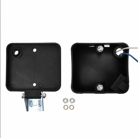 Reversing lamp with bracket