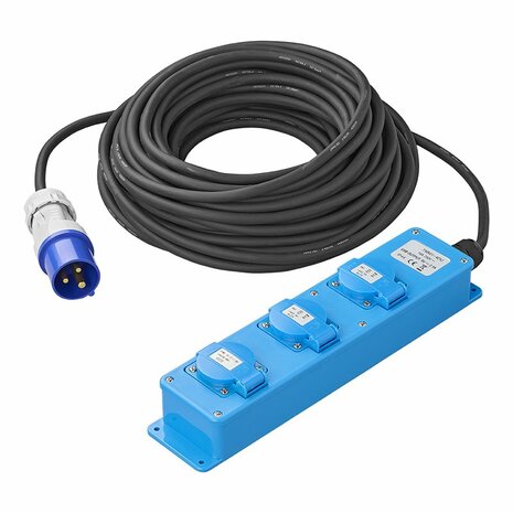 CEE 3-way socket 20M 3x 1.5 mm² (2xSchuko + 1x2-USB)