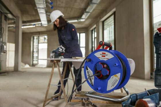 Garant IP44 cable reel for site & professional 40m H07RN-F 3G2.5