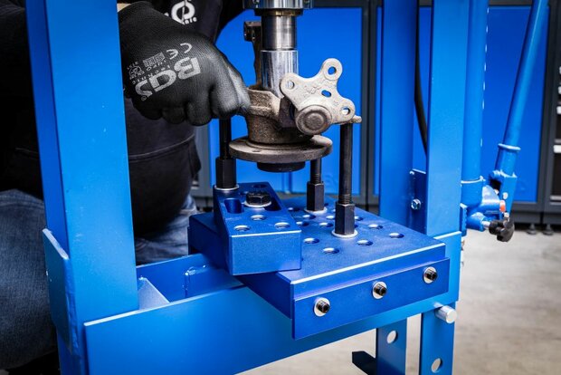Universal Pressing Support for Workshop Press