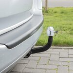 Chrome towbar cap with lock