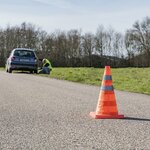 Foldable safety cone