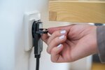 Quality Plastic Extension Cable with Flat Plug 3m H05VV-F3G1.5 black