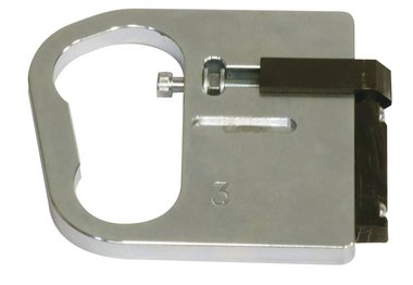 AXL tool holder for v-grooves