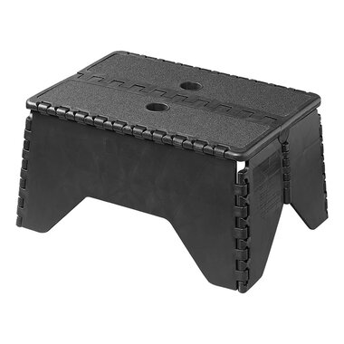 Step with non slip plastic