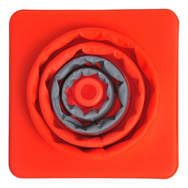 Foldable safety cone
