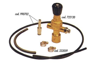 Gas regulator with hose