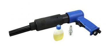 Pistol-Type Air Needle Scaler