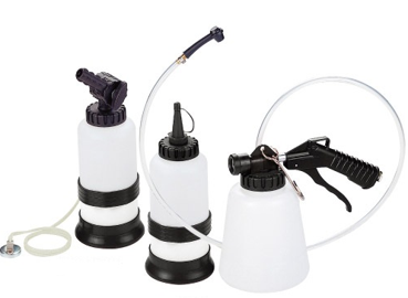 Brake bleeder set with refillable bottle