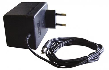 Universal charger for start boosters